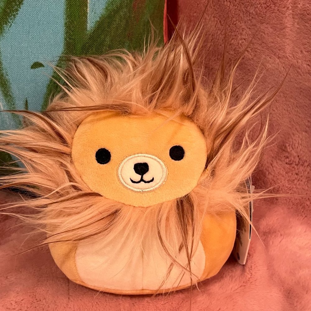 NWT Squishmallows Lion, "Francis"